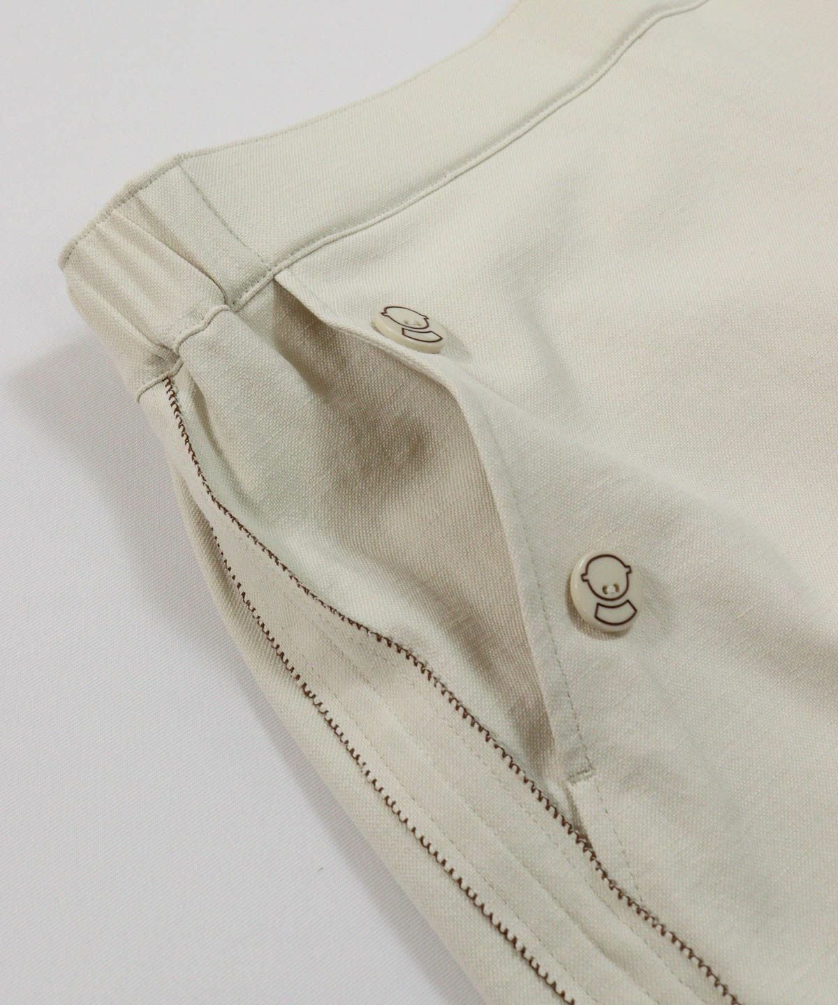 ポケット部分（ベージュ）