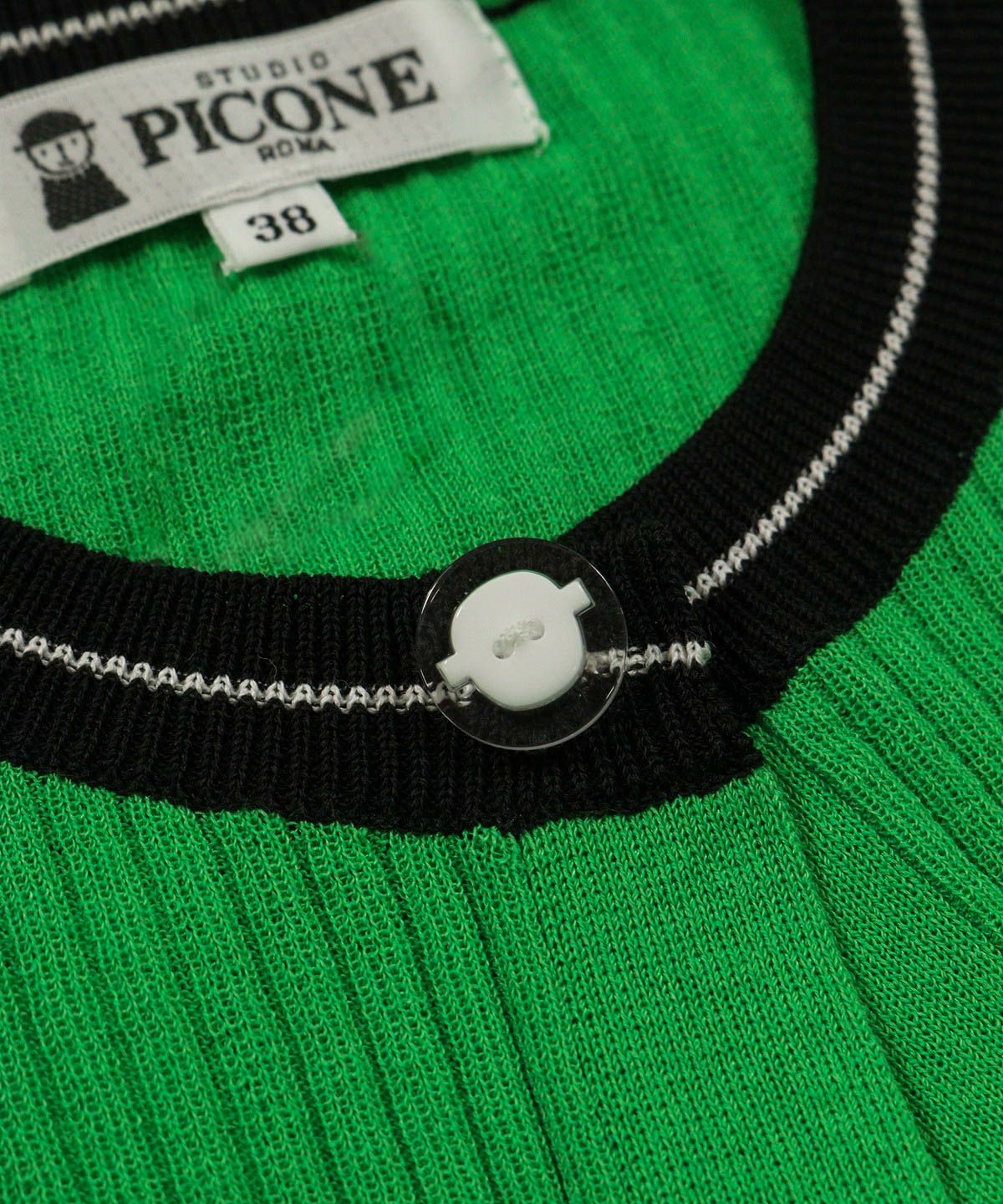 ボタン部分（グリーン）