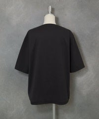 コード刺繍UV速乾プルオーバー後（グレー）