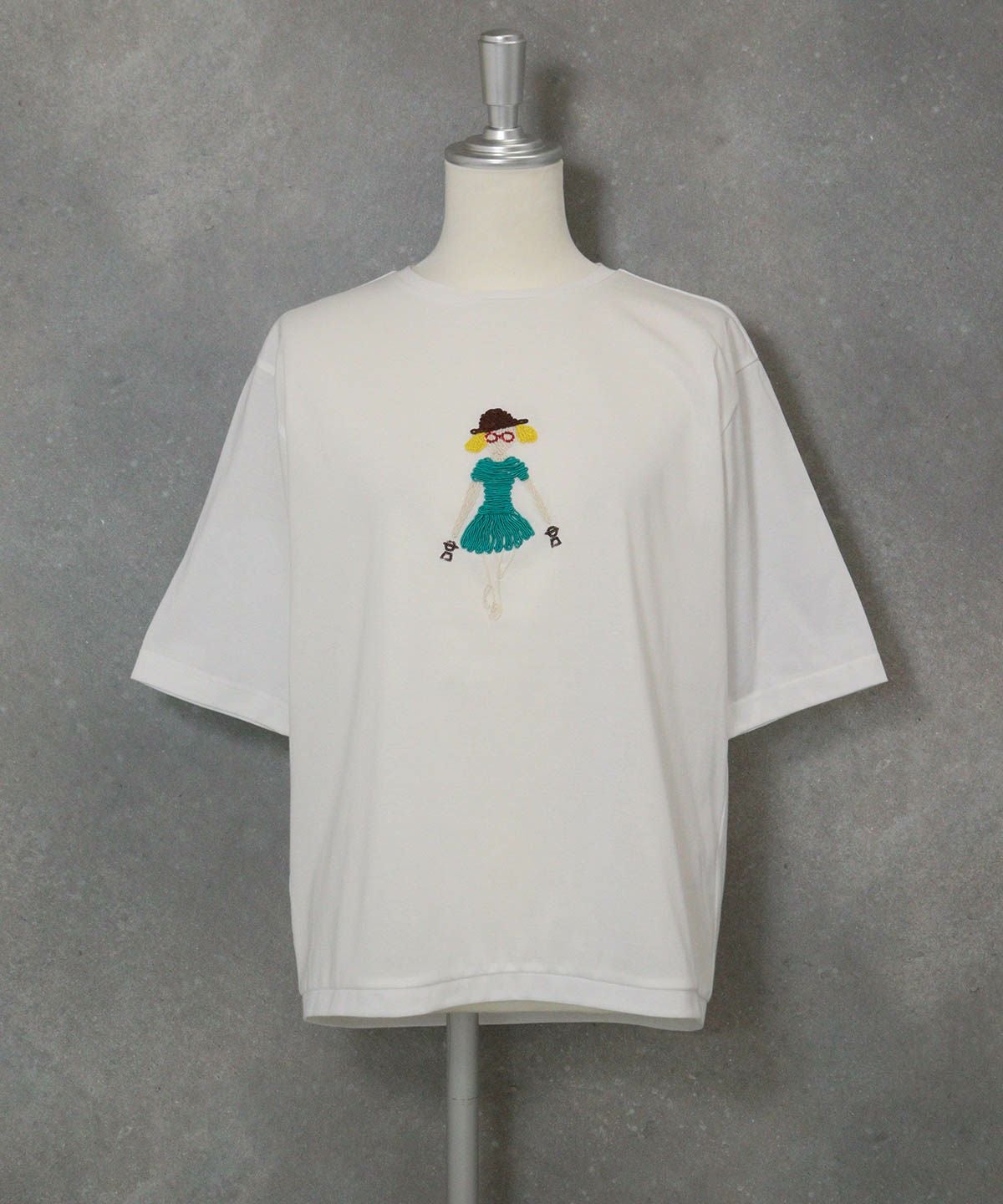 コード刺繍UV速乾プルオーバー（ホワイト）