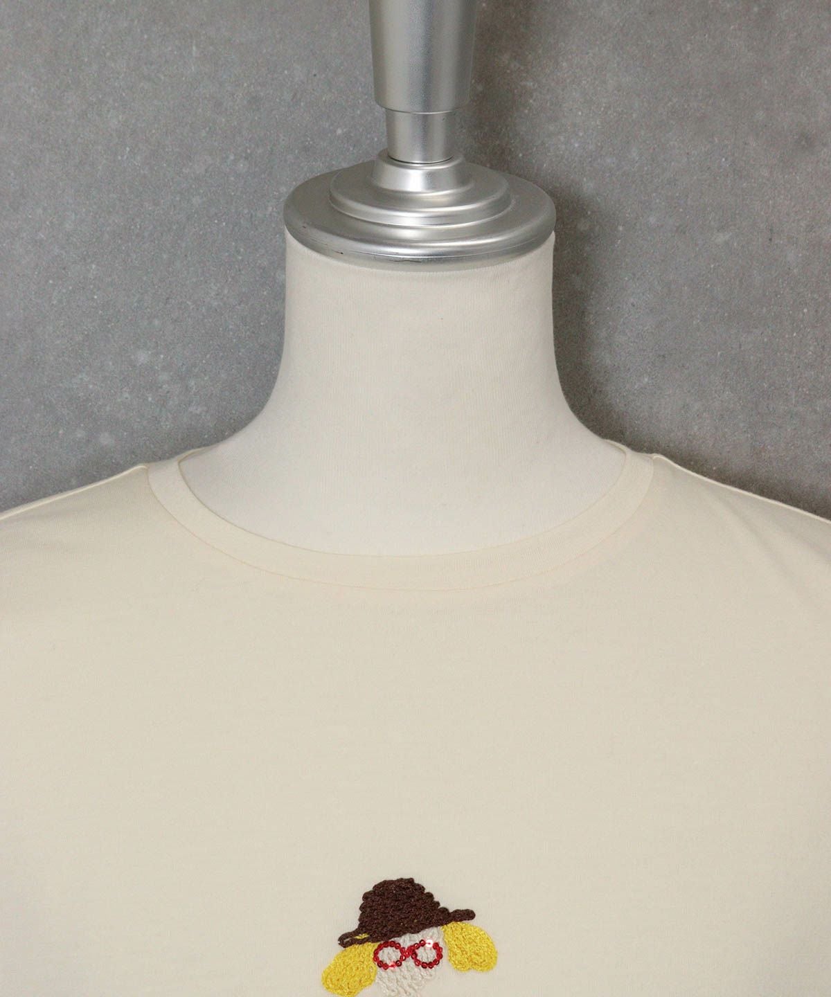 襟元部分（ベージュ）