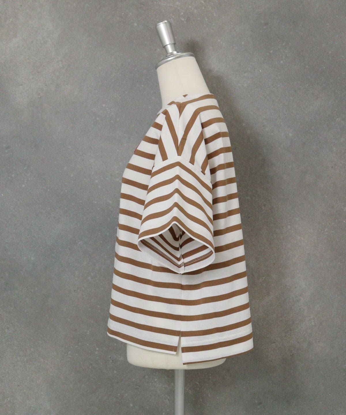 コットン100％天竺ボーダープルオーバー横（ベージュ）