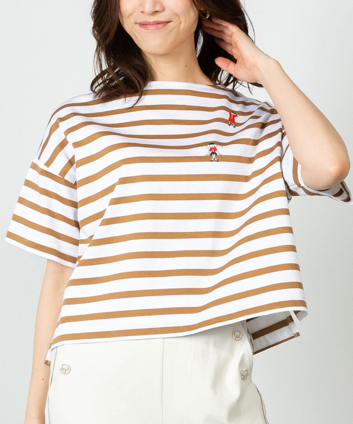 モデル着用画像(ベージュ)