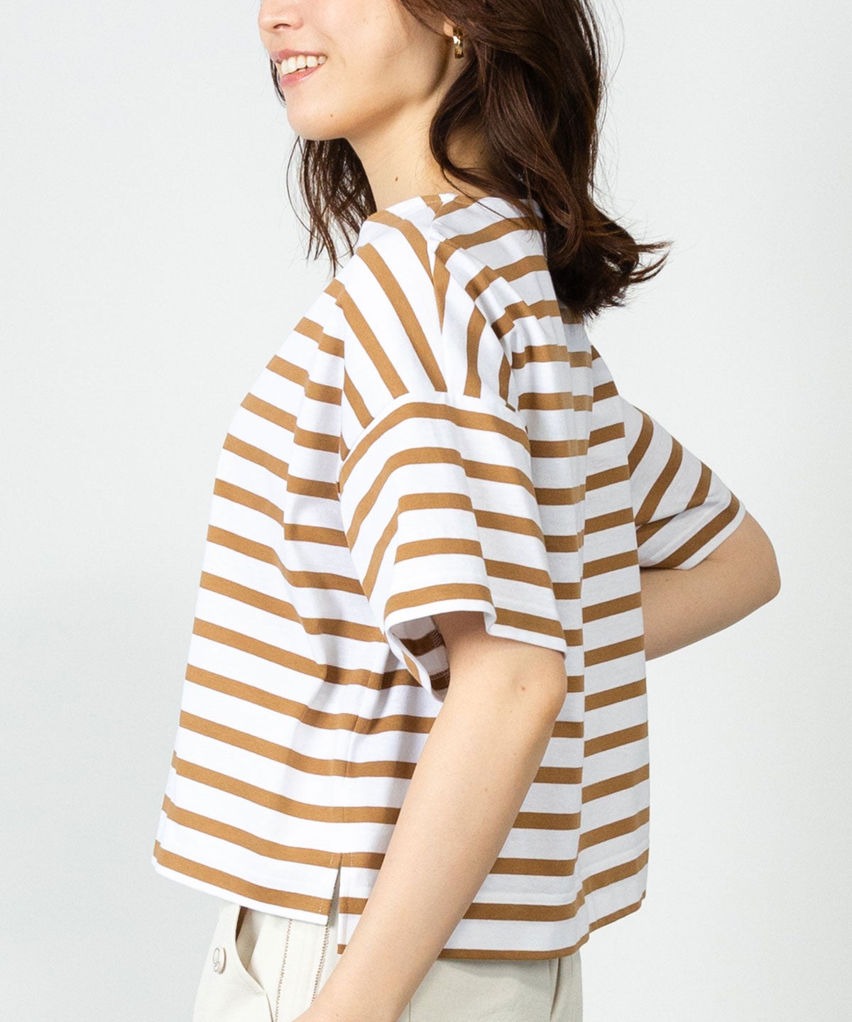 モデル着用画像(ベージュ)