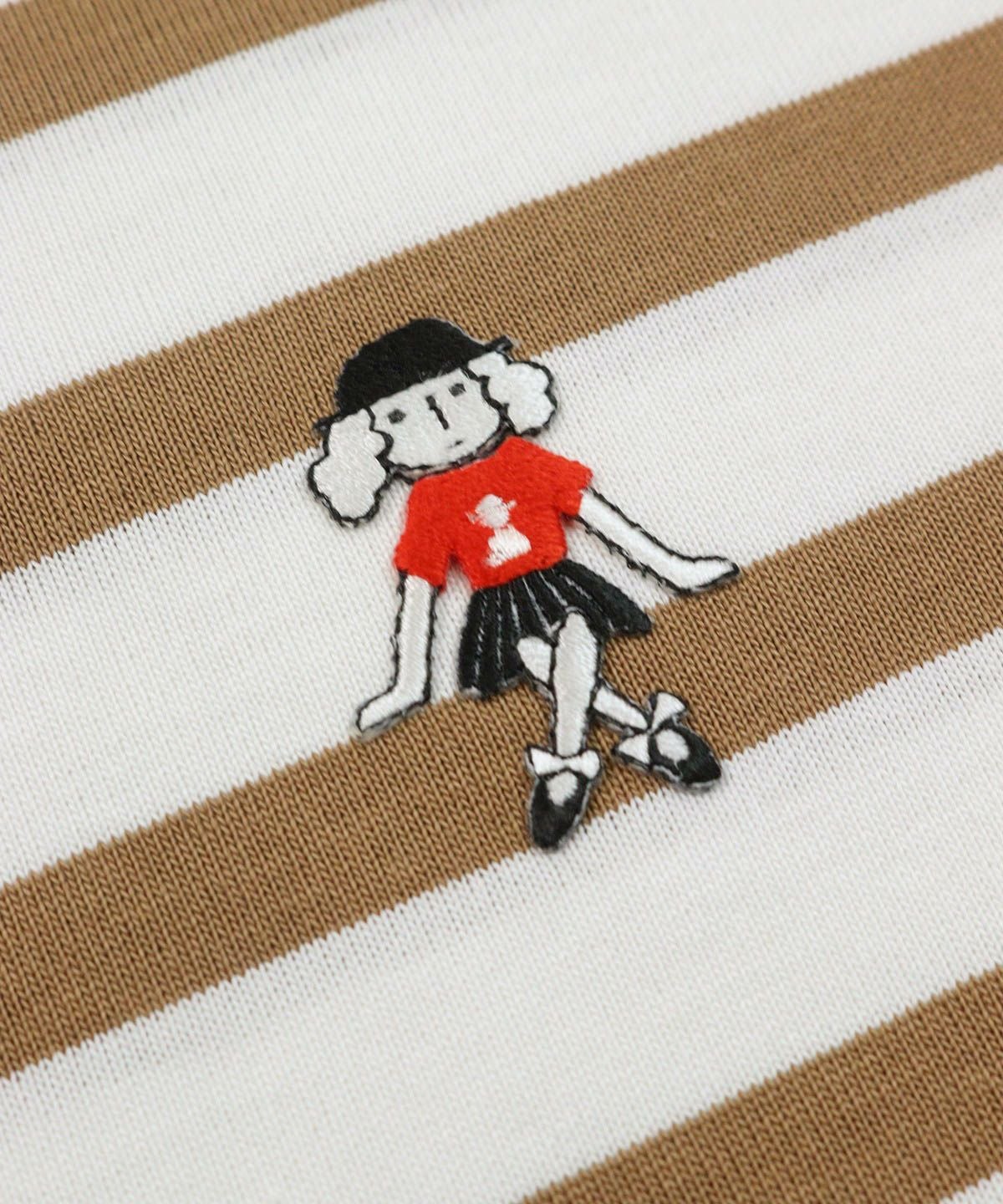 デザイン部分（ベージュ）