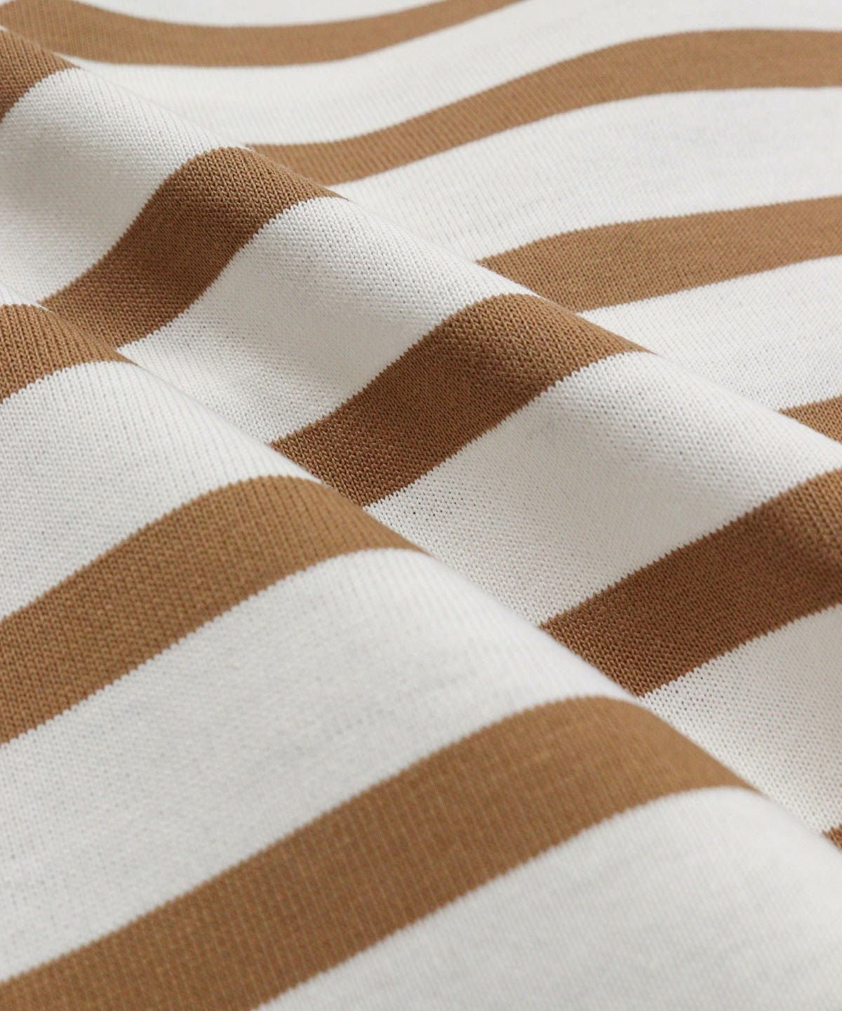 生地感（ベージュ）