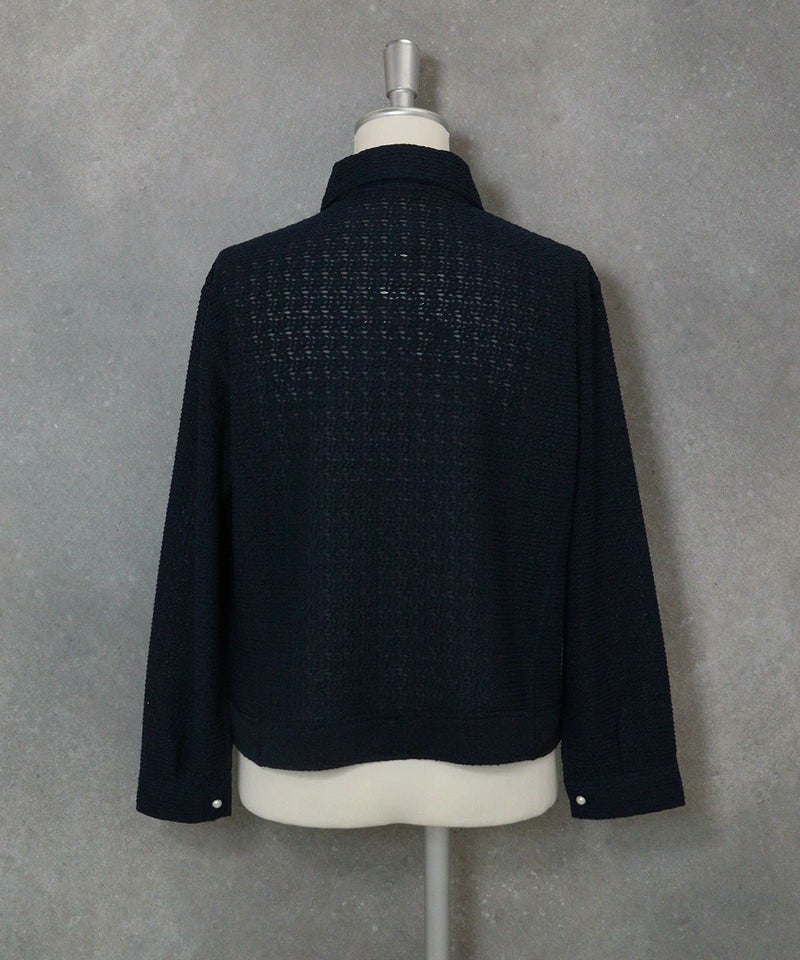 レース調襟付きシャツ後（ネイビー）