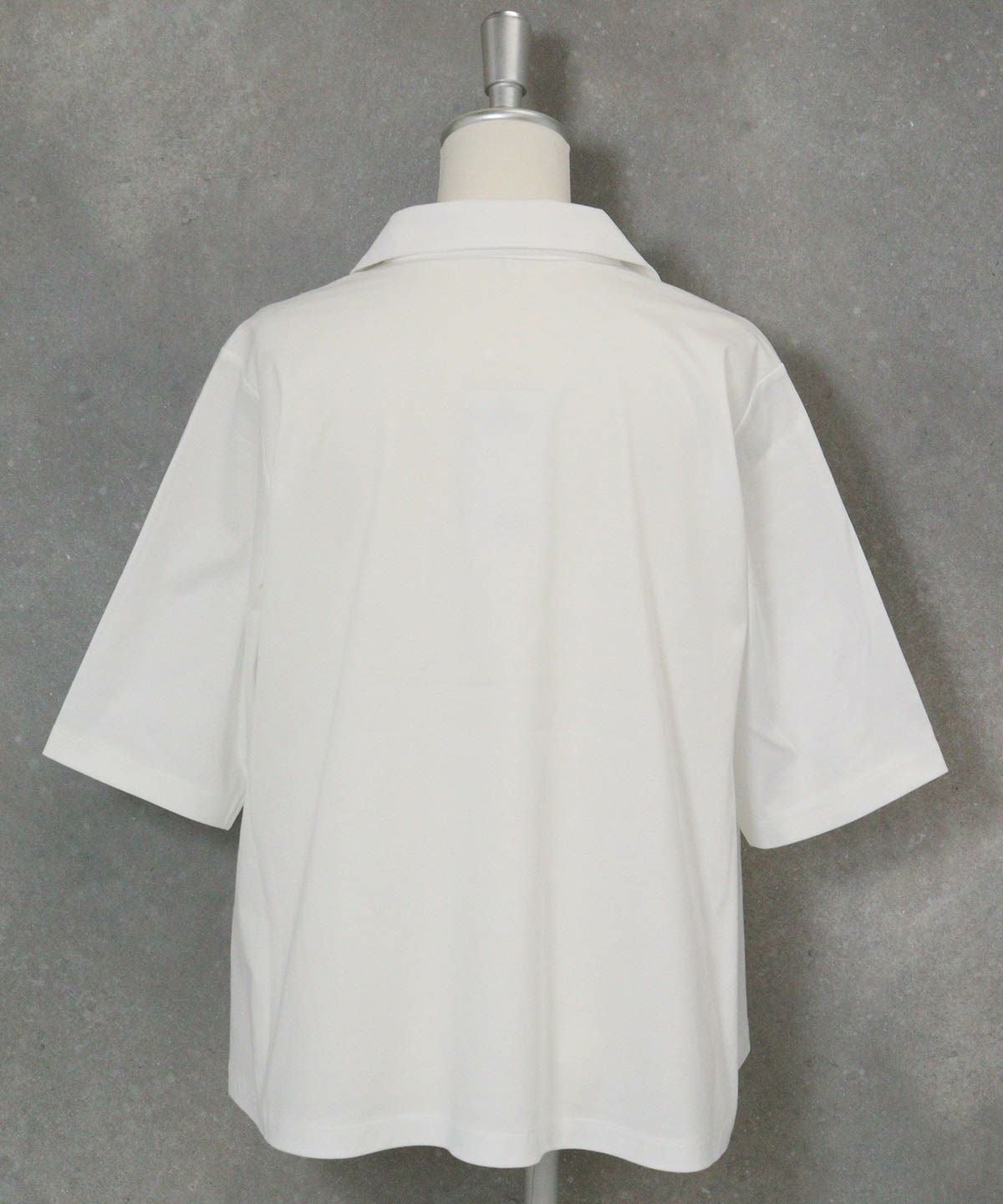 コットン100％スキッパープルオーバー後（ホワイト）