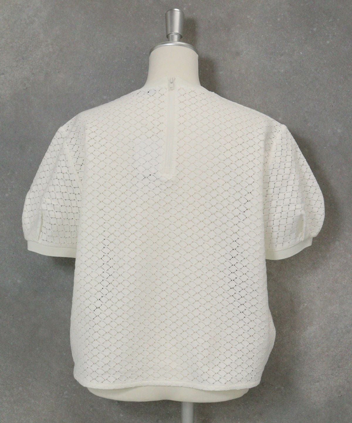 クロシェレースプルオーバー後（ホワイト）