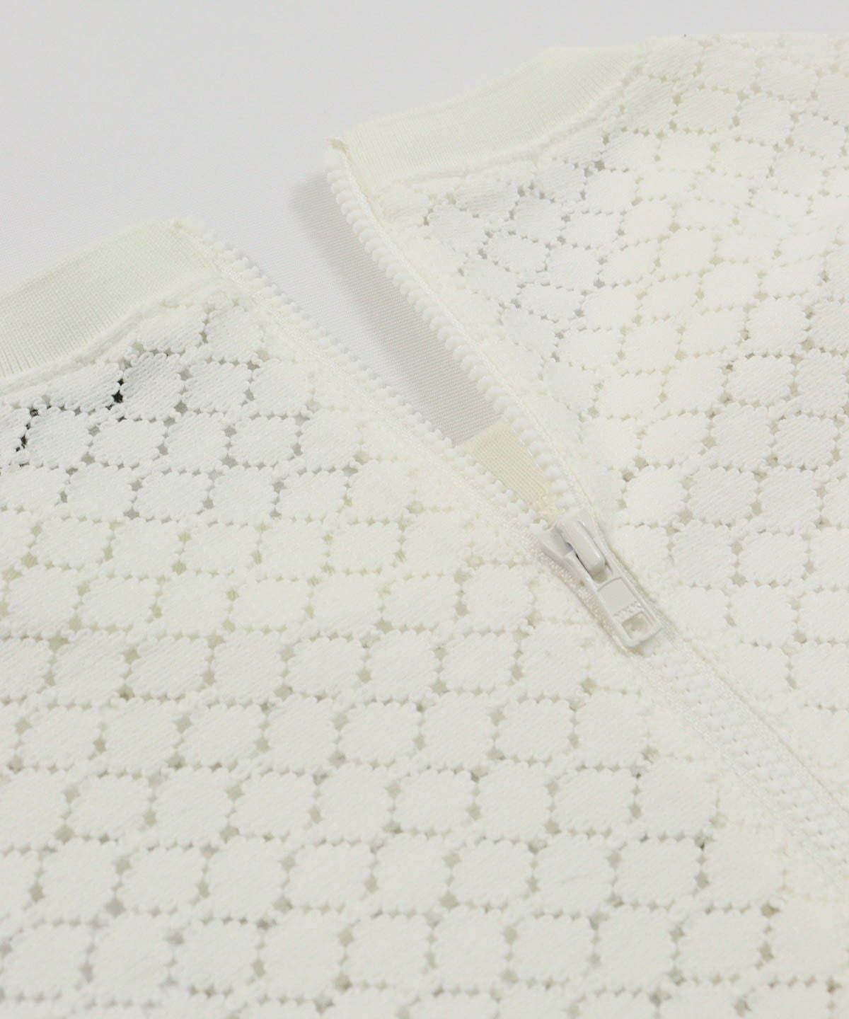 ファスナー部分（ホワイト）