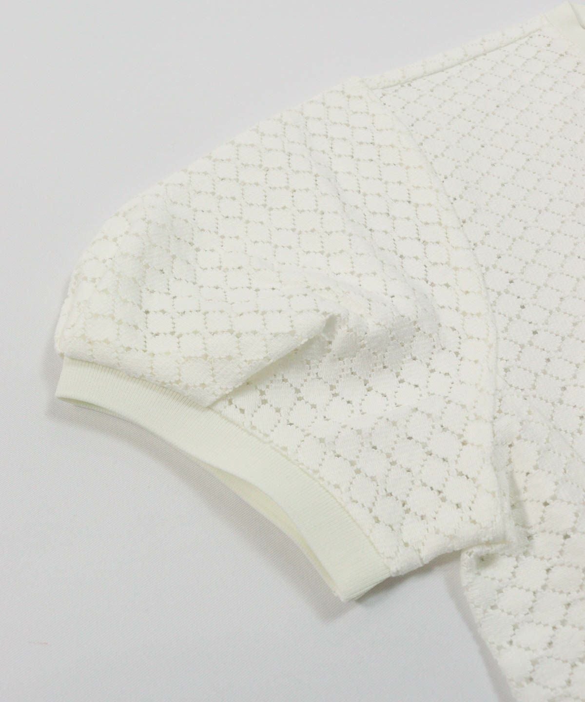 袖口部分（ホワイト）