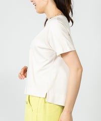 モデル着用画像(ベージュ)