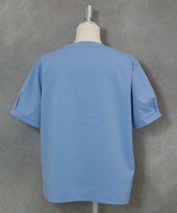 コットン100％ビーズ刺繍UVプルオーバー後（ライトブルー）