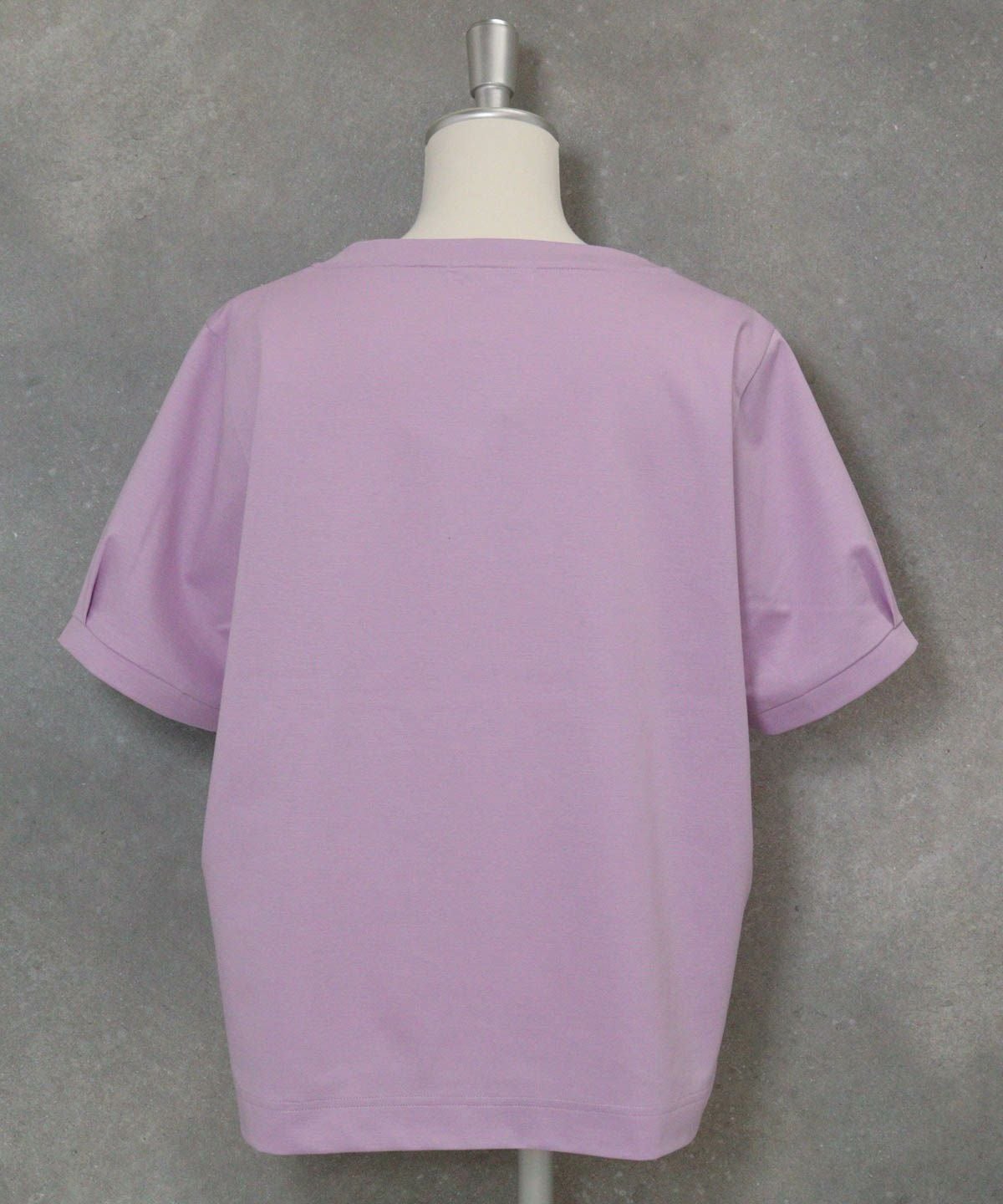 コットン100％ビーズ刺繍UVプルオーバー後（ライトパープル）