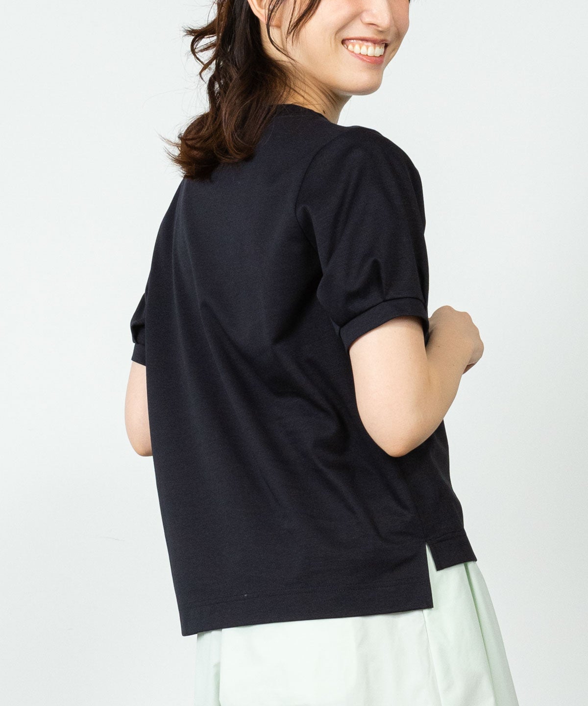 モデル着用画像(ネイビー)