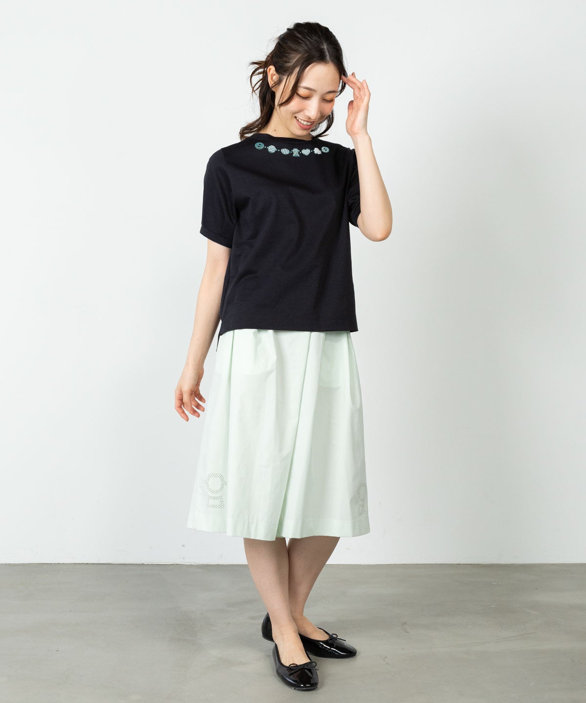 モデル着用画像(ネイビー)