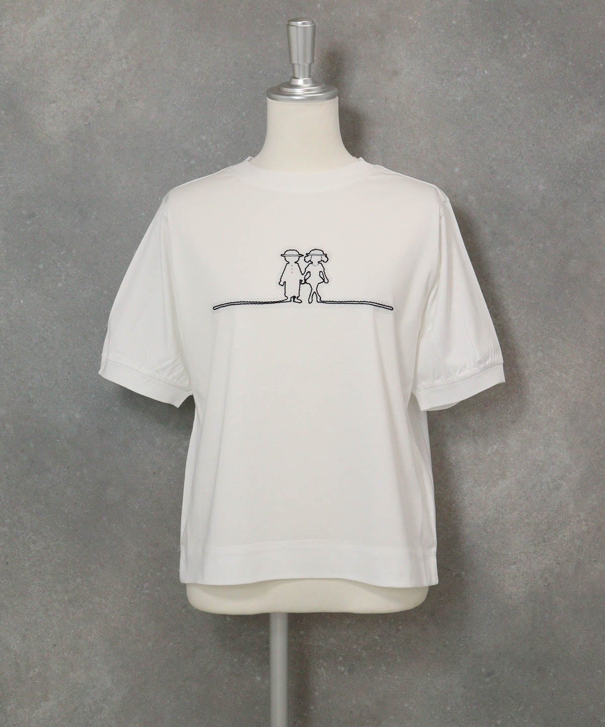 チュール刺繍冷感プルオーバー(ホワイト)前