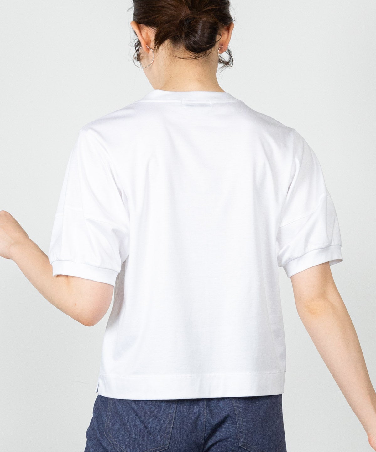 モデル着用画像(ホワイト)