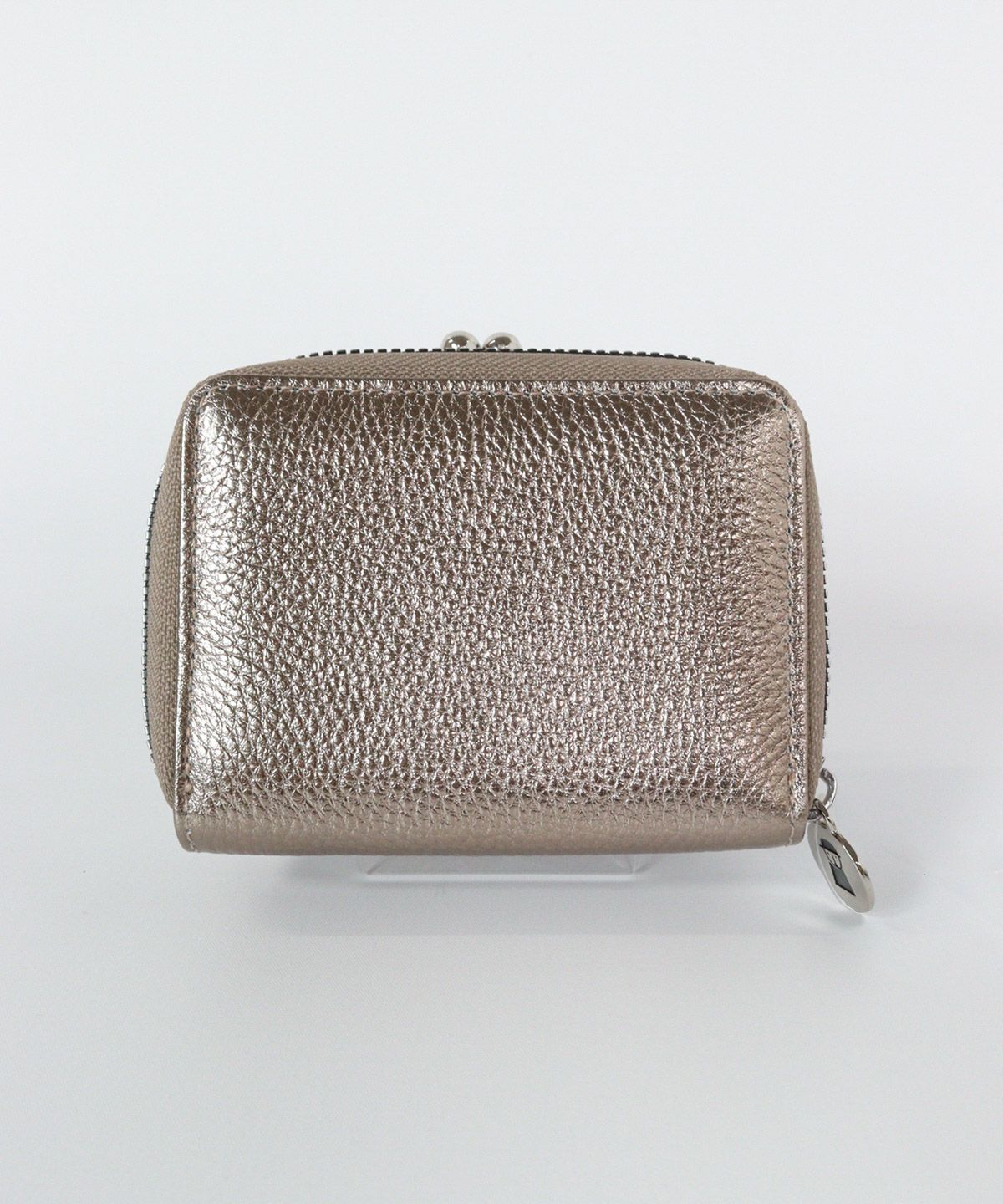 メタリック牛革ウォレット後（ブラウン）