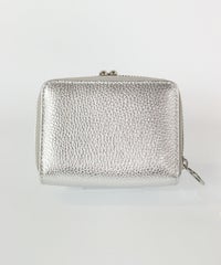 メタリック牛革ウォレット後（ライトグレー）