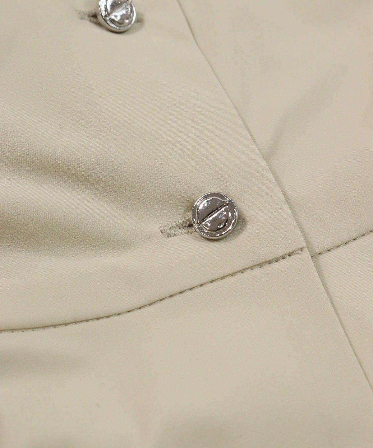 ボタン(ベージュ)