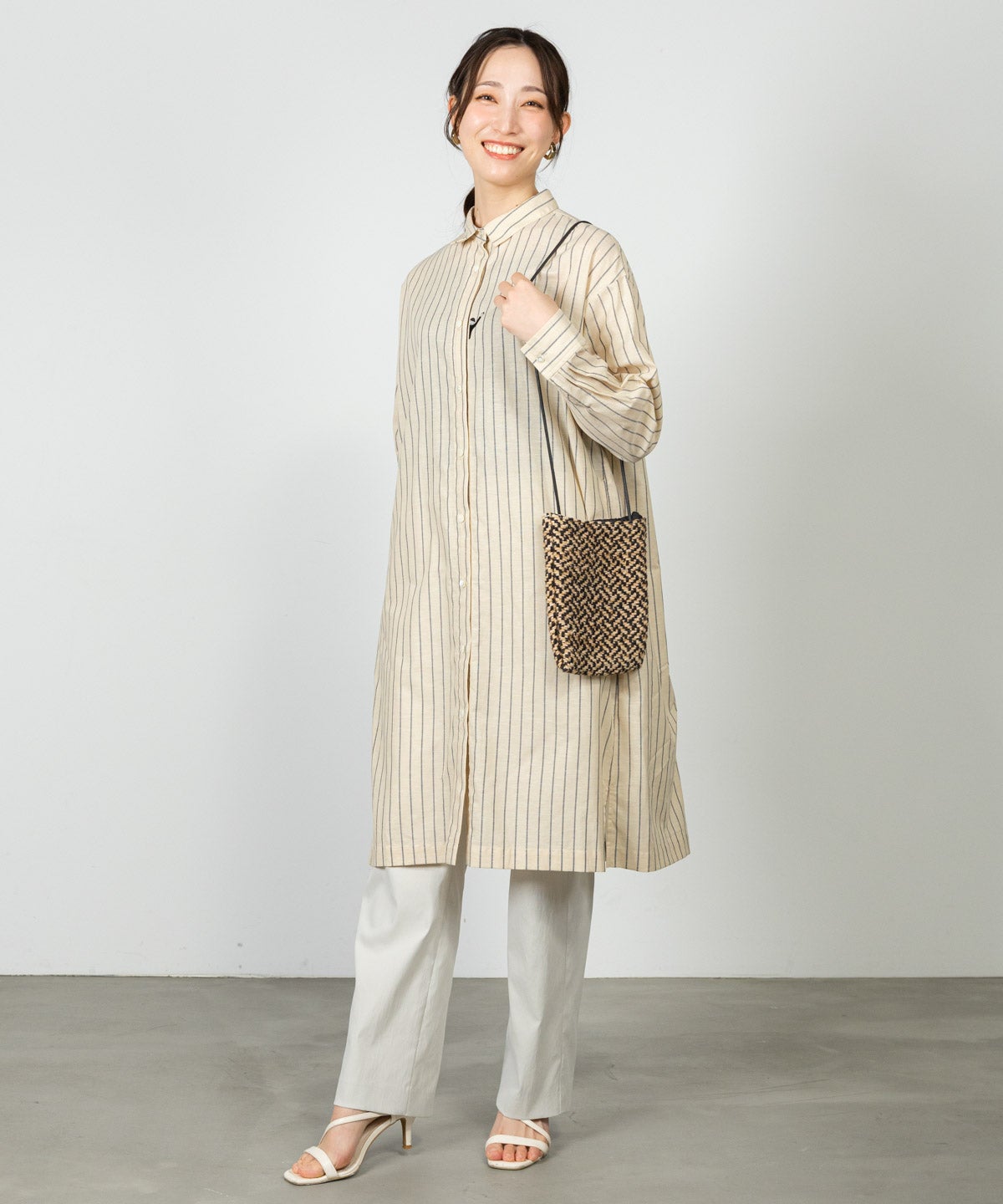 モデル着用画像(ベージュ)