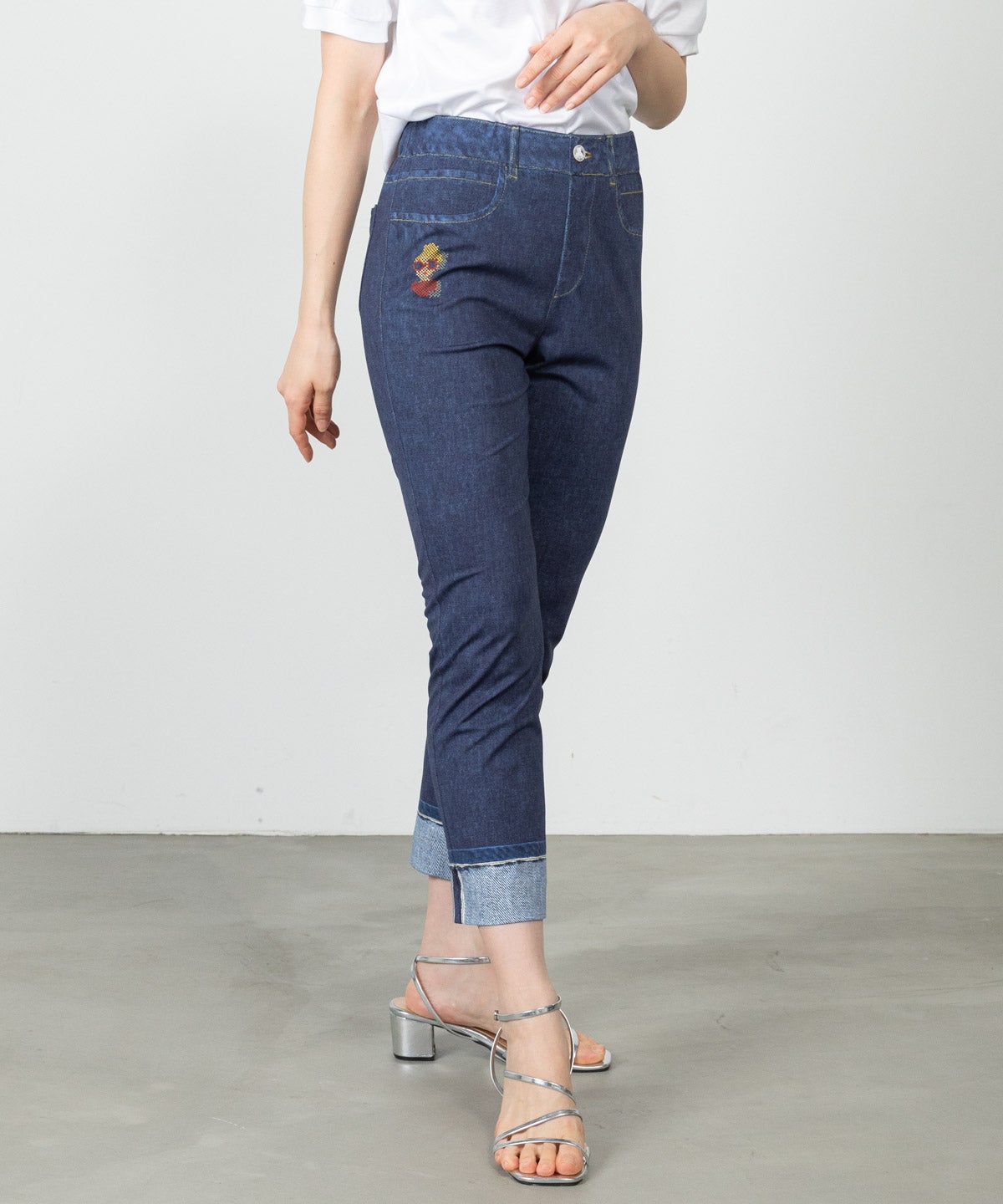 モデル着用画像(ネイビー)