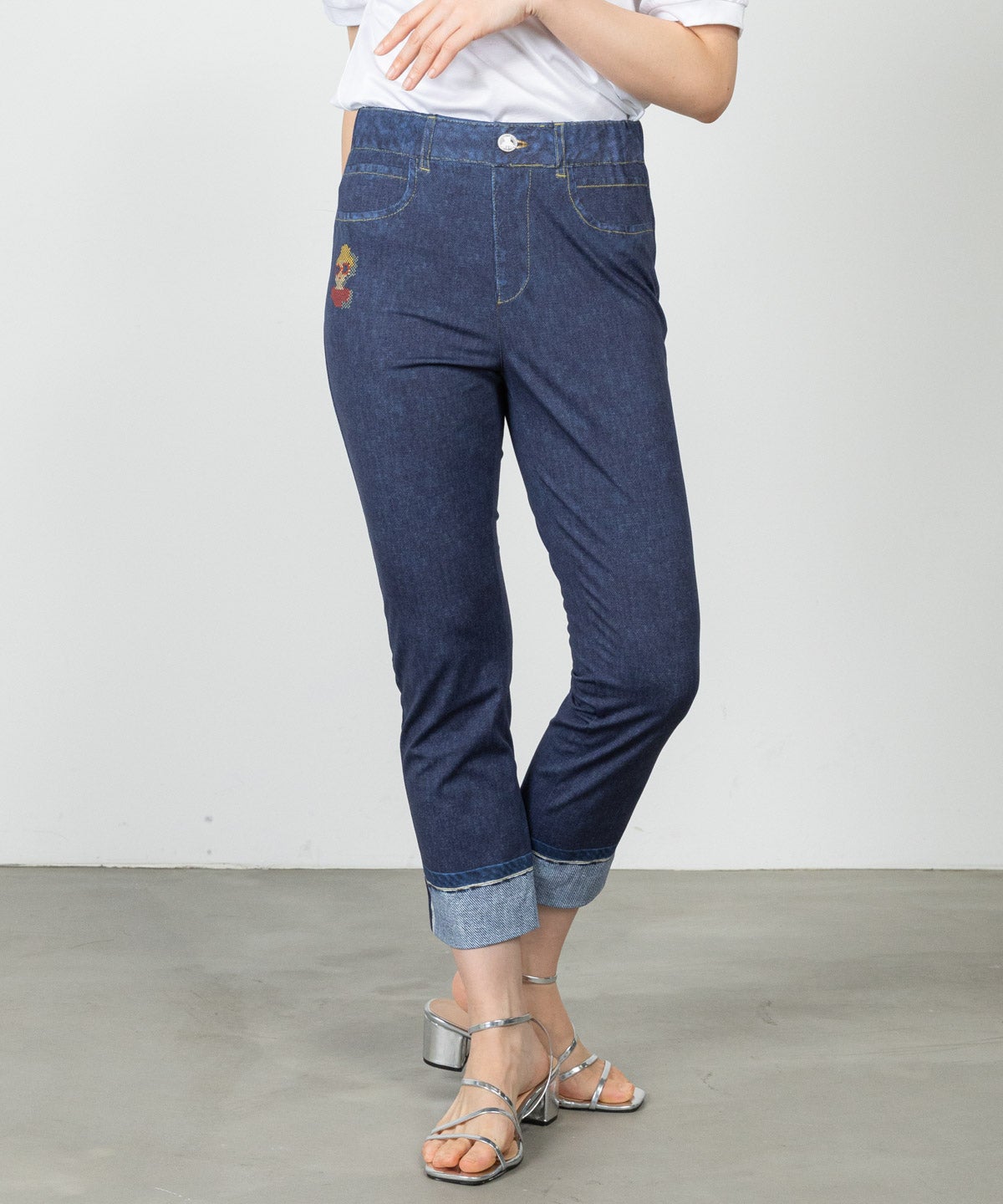 モデル着用画像(ネイビー)