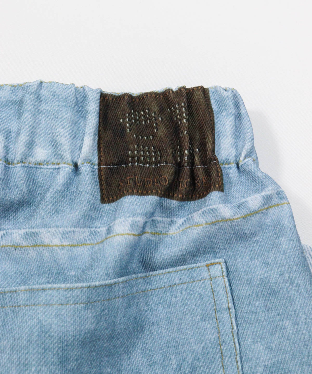 ウエスト後ろ(ライトブルー)