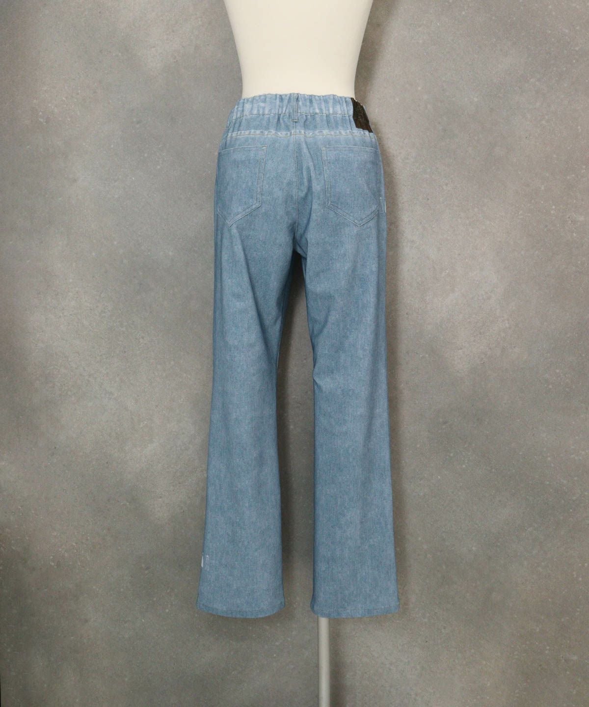 デニム風プリントイージーパンツ(ライトブルー)後ろ