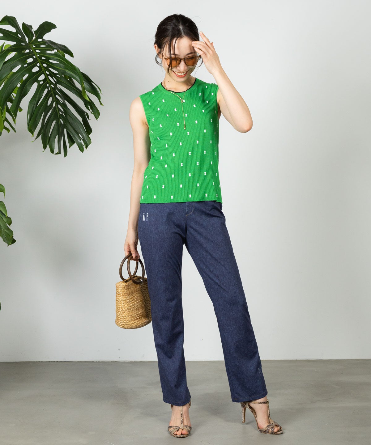 モデル着用画像(ネイビー)