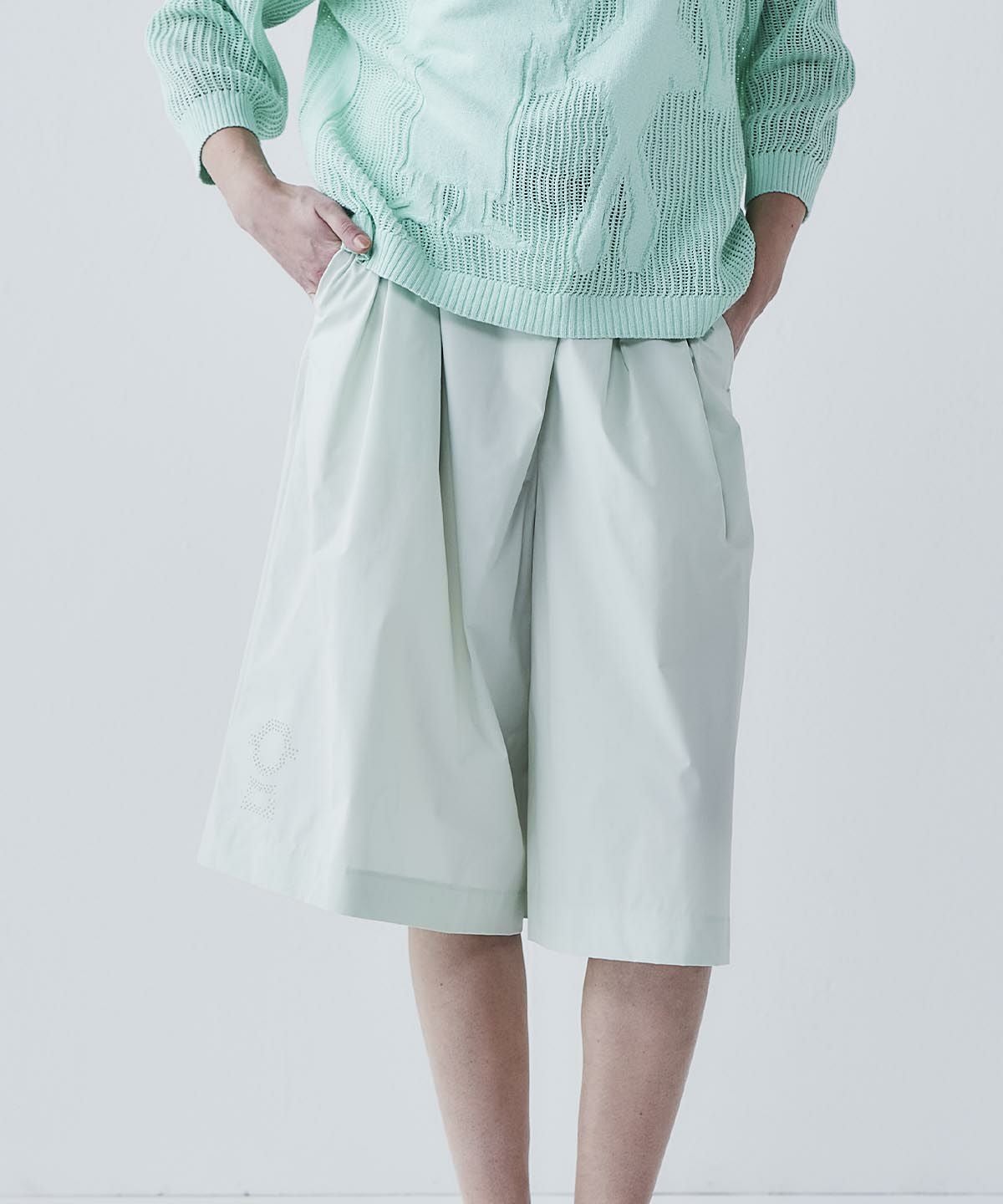 モデル着用画像(ライトグリーン)