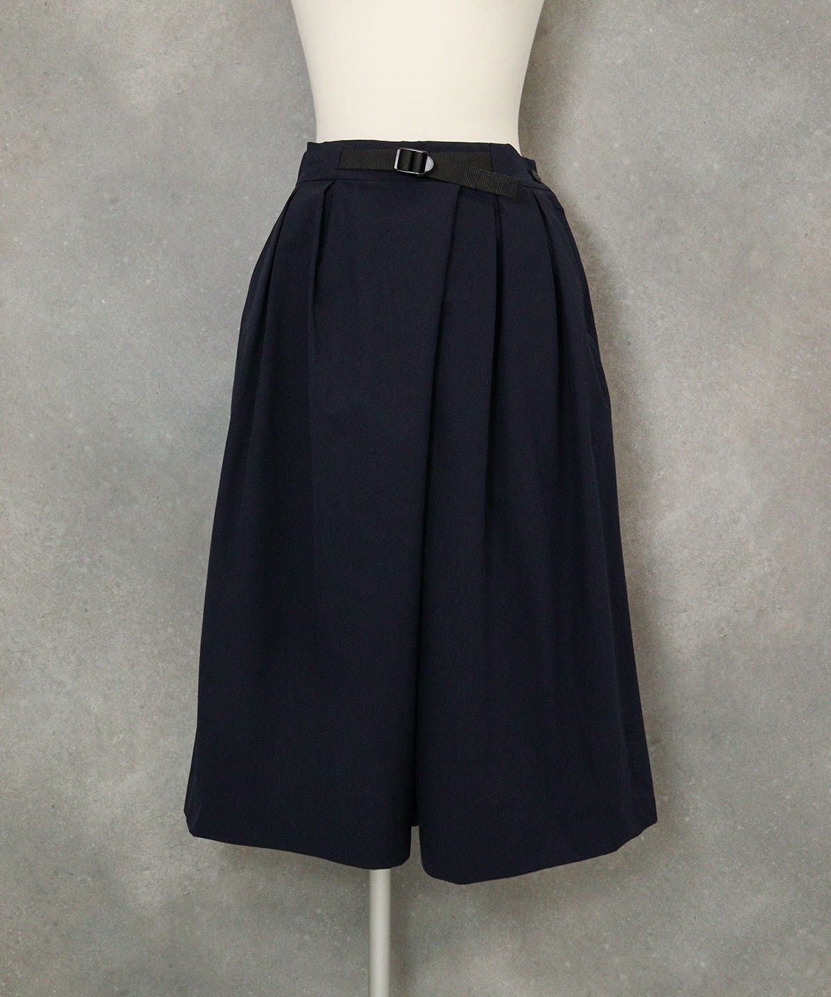 フロントベルト撥水キュロット(ネイビー)前