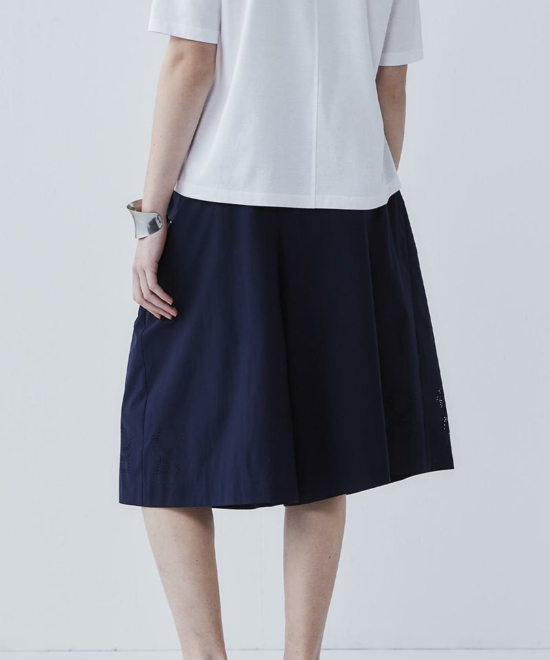 モデル着用画像(ネイビー)