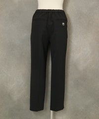 撥水ベーシックテーパードパンツ後（ブラック）