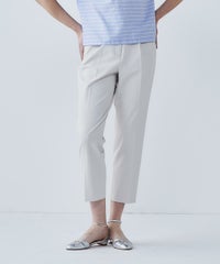 モデル着用画像（ベージュ）