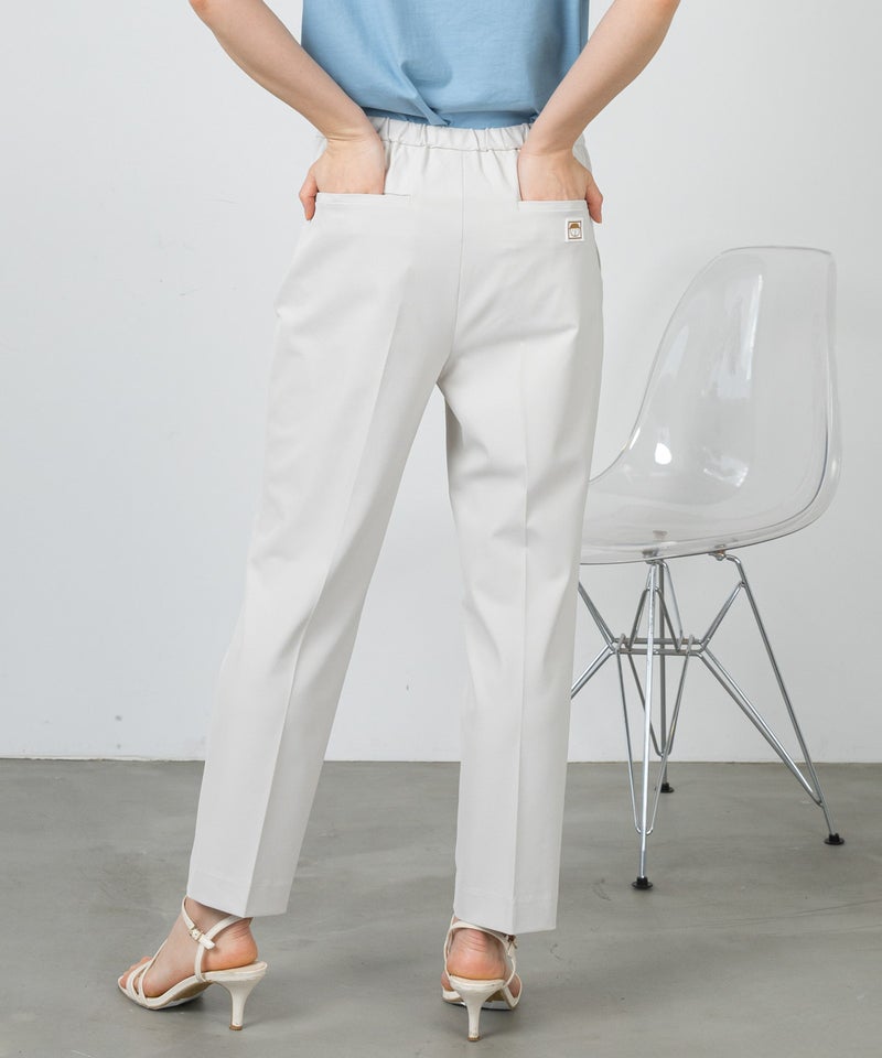 モデル着用画像（ベージュ）