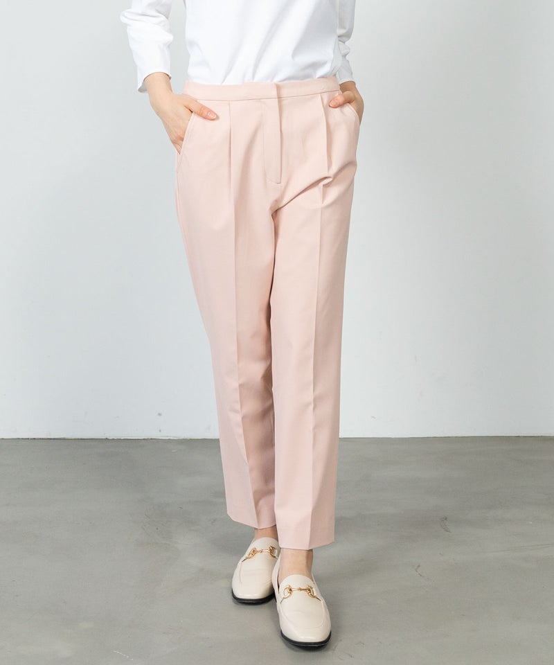 モデル着用画像（ライトオレンジ）