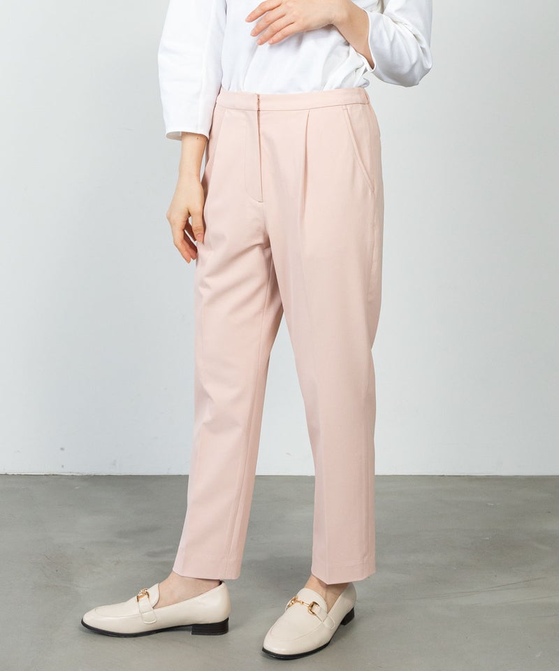 モデル着用画像（ライトオレンジ）