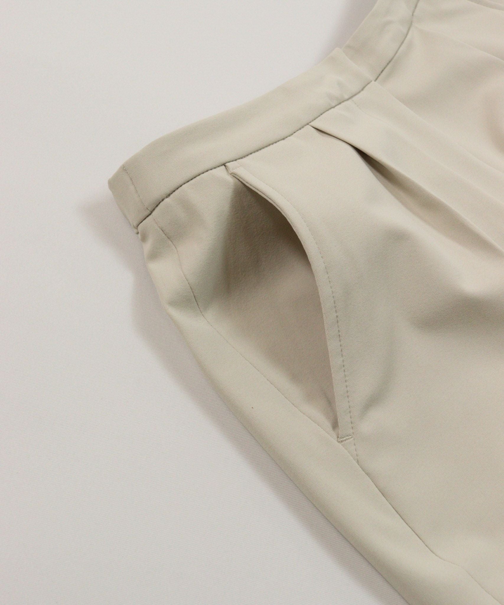 ポケット（ベージュ）