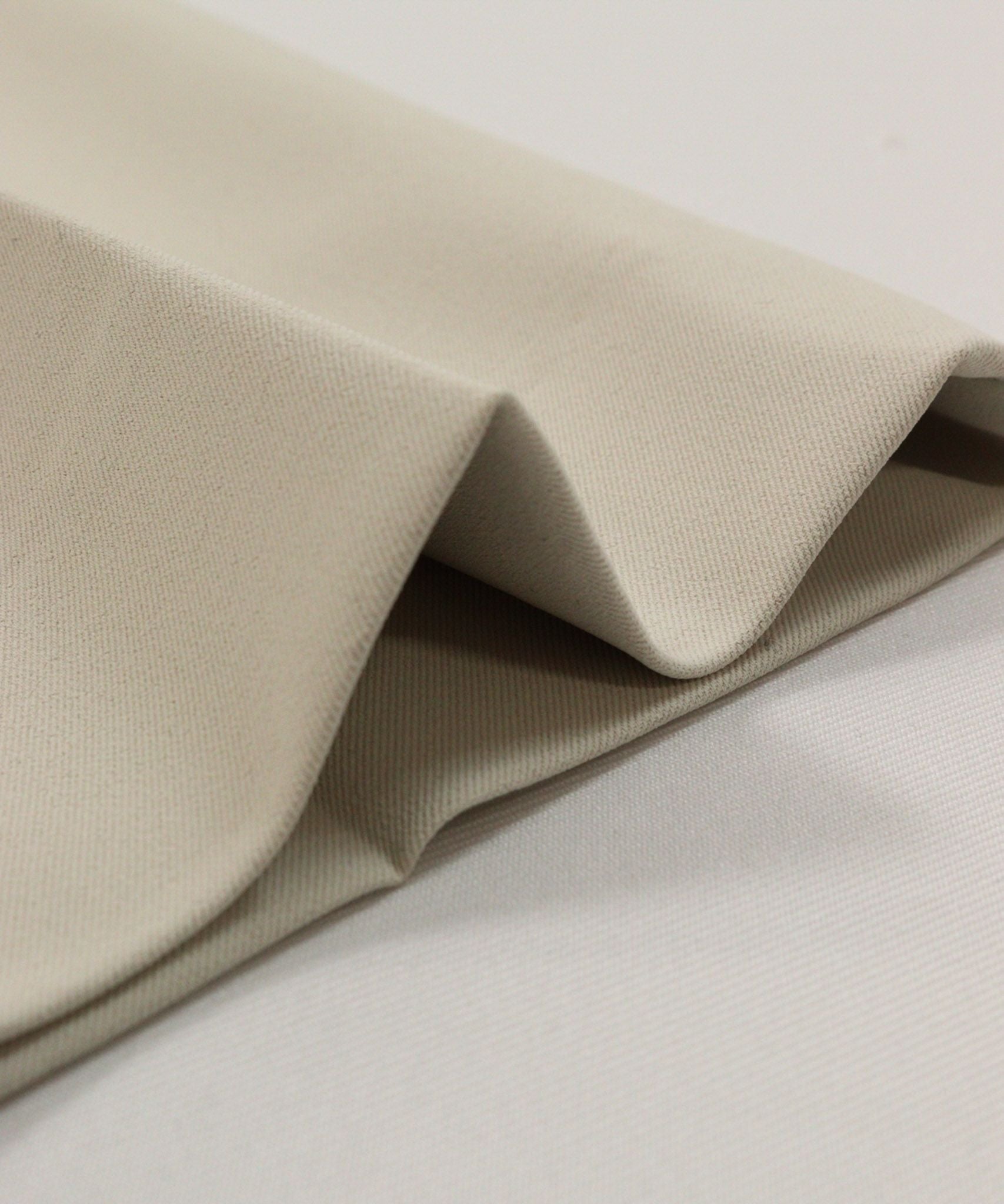 生地感（ベージュ）