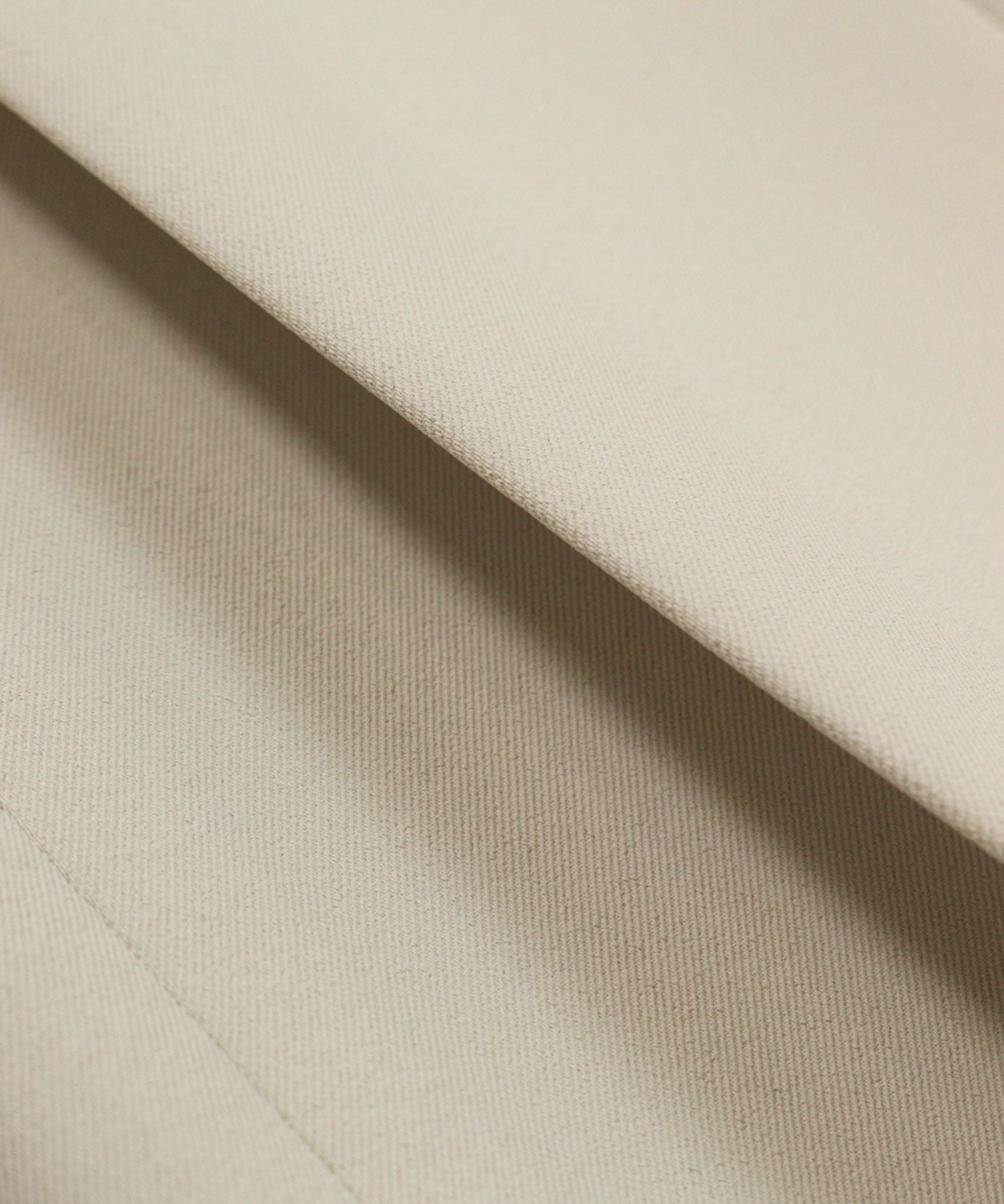 生地感（ベージュ）