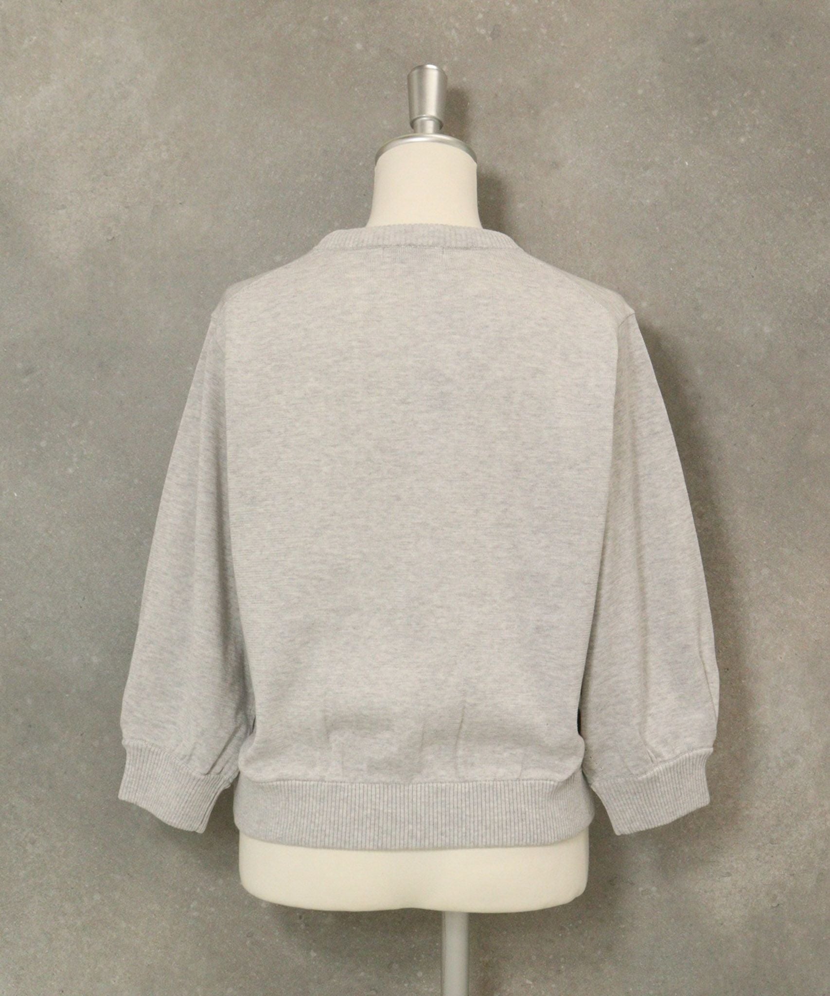 ポケット刺繍七分袖ニットブルゾン(ライトグレー)後ろ