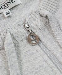 ファスナー部分(ライトグレー)