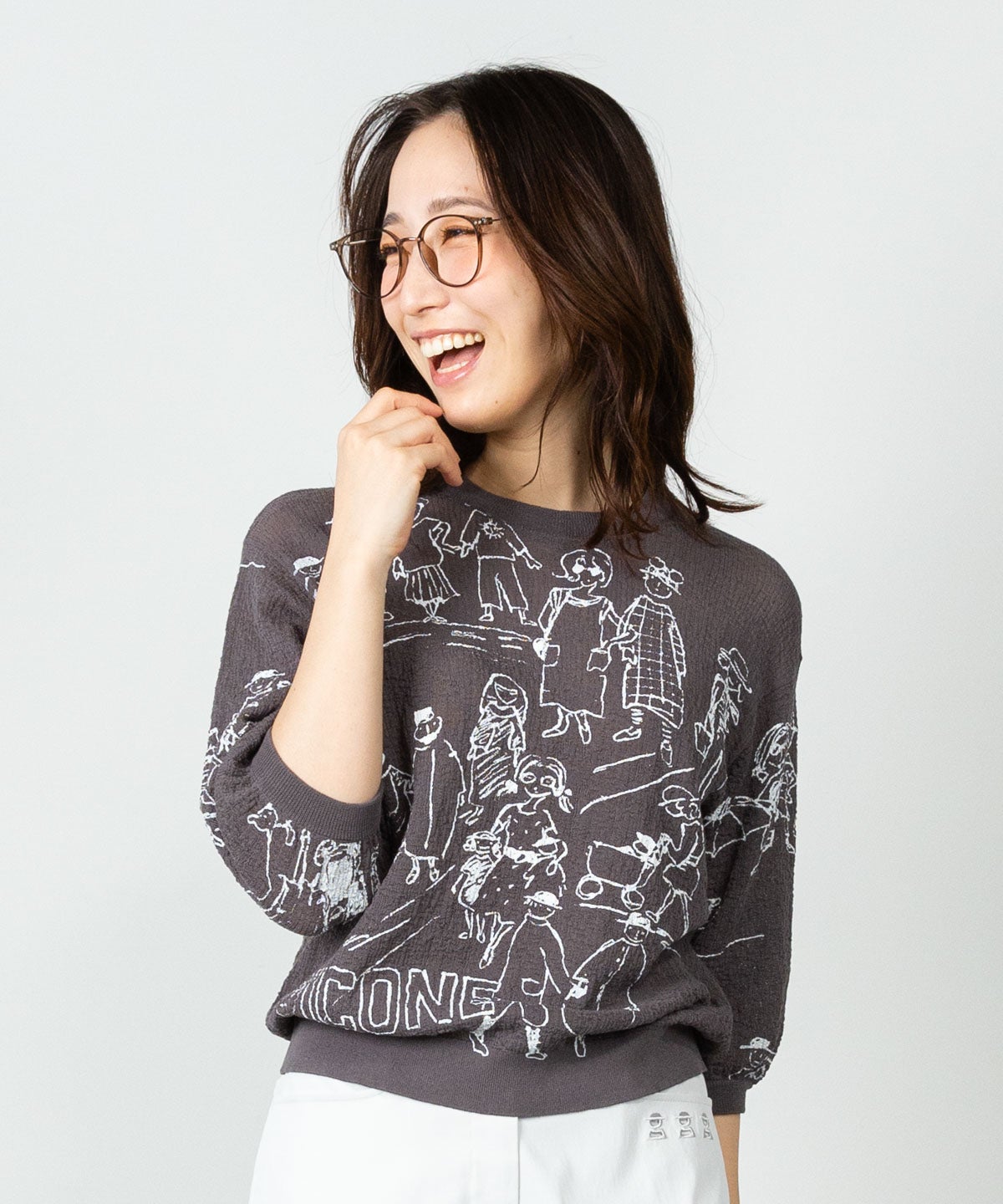 モデル着用画像(グレー)