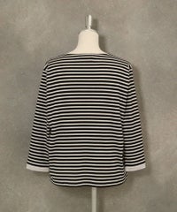 ビーズ刺繍七分袖ボーダープルオーバー(ブラック)後ろ