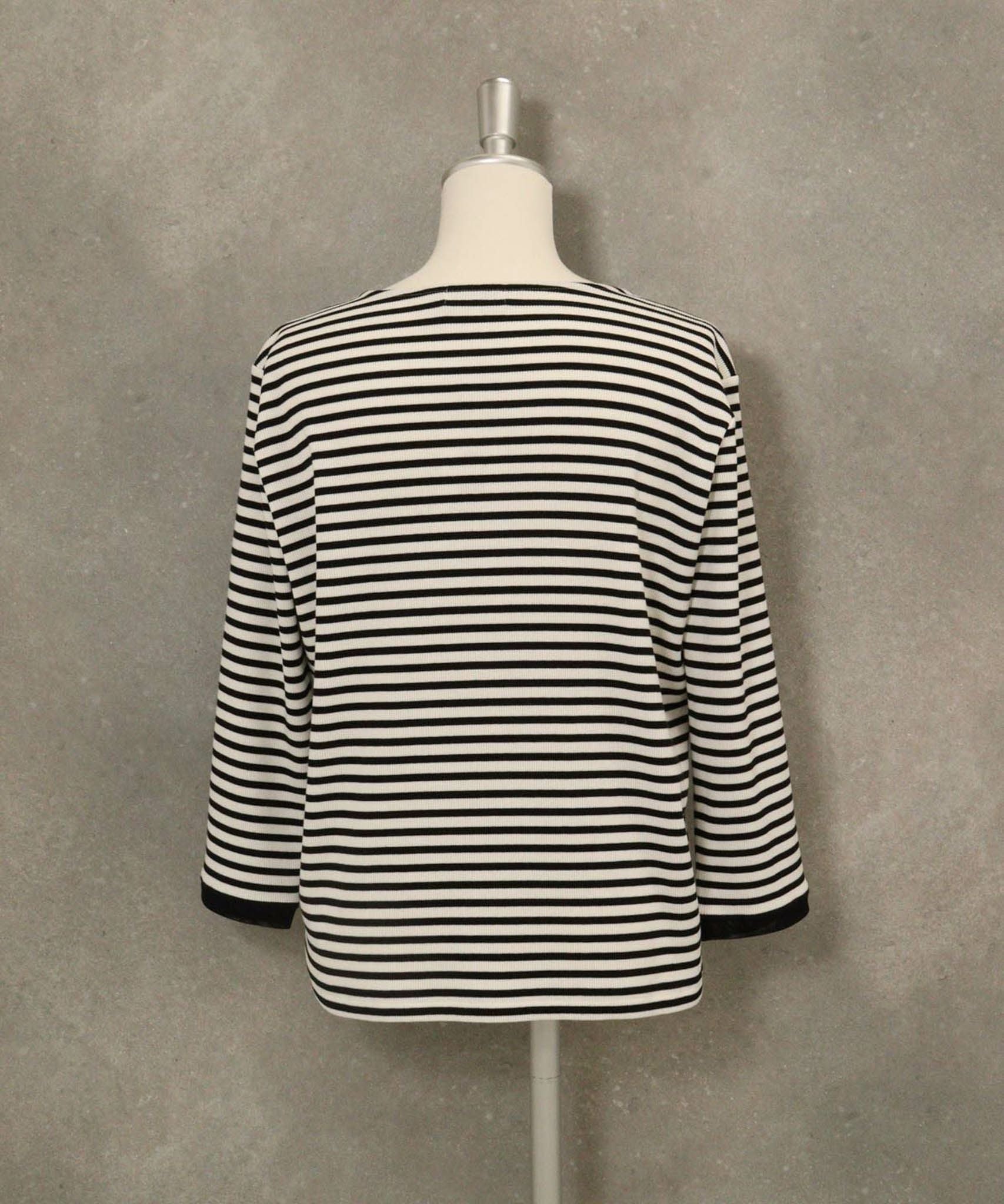 ビーズ刺繍七分袖ボーダープルオーバー(ホワイト)後ろ