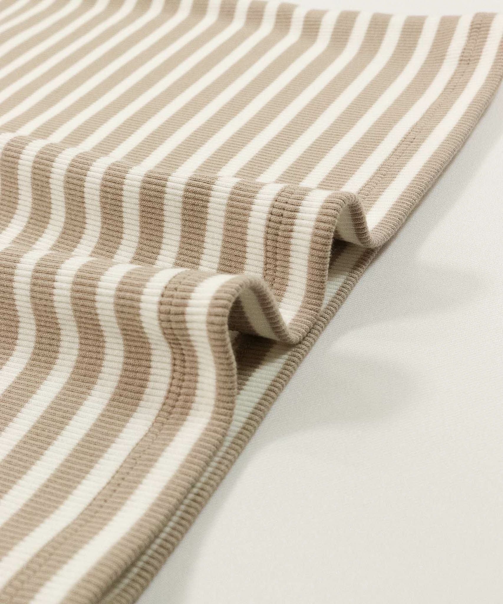 生地感(ベージュ)