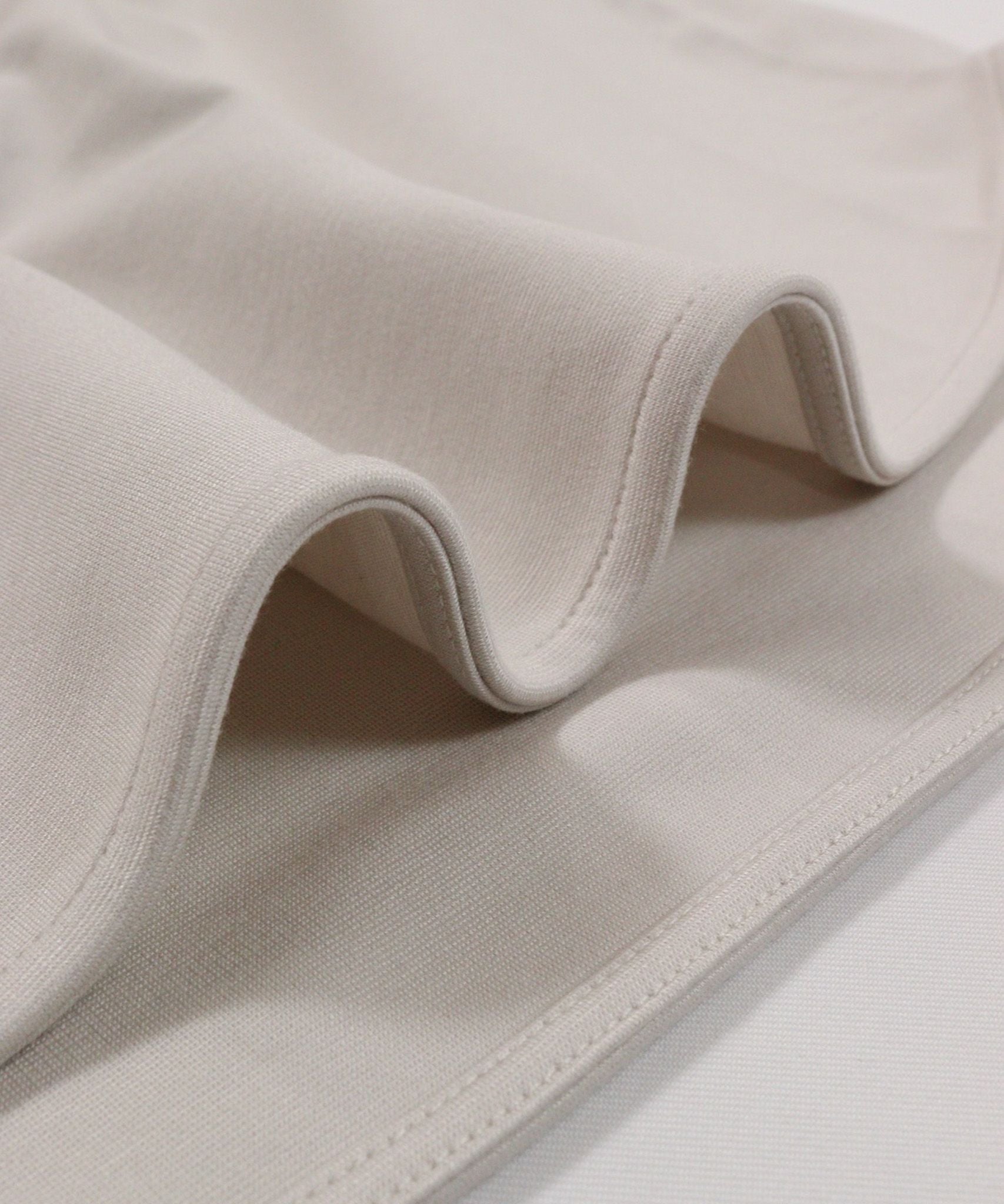 生地感(ベージュ)