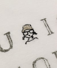 イラストアップ（ホワイト×グレー）